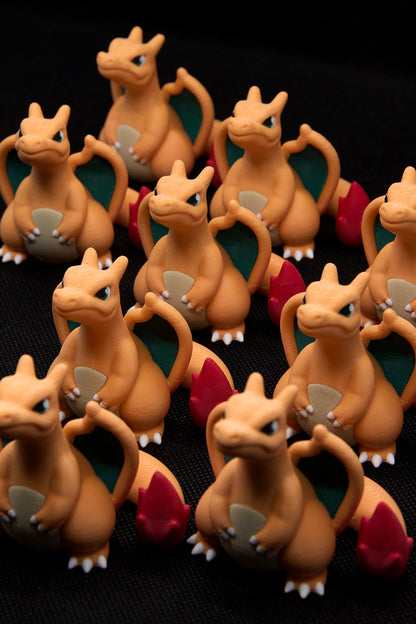 CHARIZARD FIGURA MINI