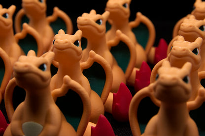 CHARIZARD FIGURA MINI